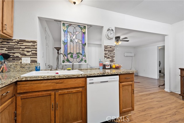 26095 Fairlane Drive, Menifee CA: https://media.crmls.org/medias/ffaf3477-07bb-49d5-b885-2abebebc6b13.jpg