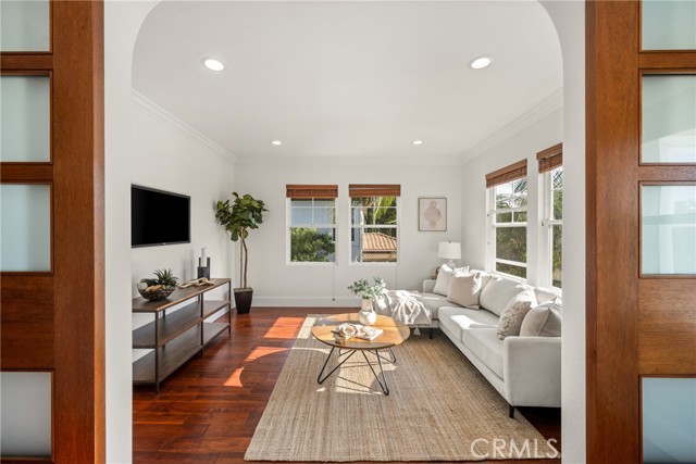 Image 47 of 64 For 32 Montclair
