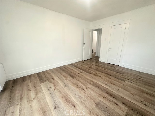 2217 10th Avenue, Los Angeles CA: https://media.crmls.org/medias/ffb1c809-2b0d-40fe-b59a-8900762ae5c6.jpg
