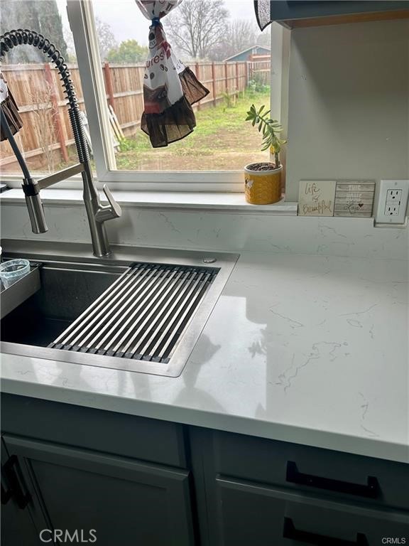 Detail Gallery Image 2 of 14 For 913 W Santa Fe, Merced,  CA 95340 - 2 Beds | 1 Baths