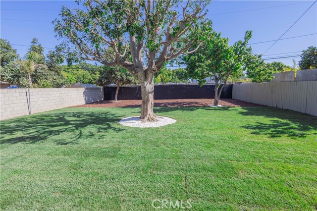Detail Gallery Image 43 of 48 For 2122 W 10th St, Santa Ana,  CA 92703 - – Beds | – Baths