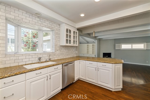 2317 Pine Avenue, Manhattan Beach, California 90266, 4 Bedrooms Bedrooms, ,3 BathroomsBathrooms,Residential,Sold,Pine,SB22177739