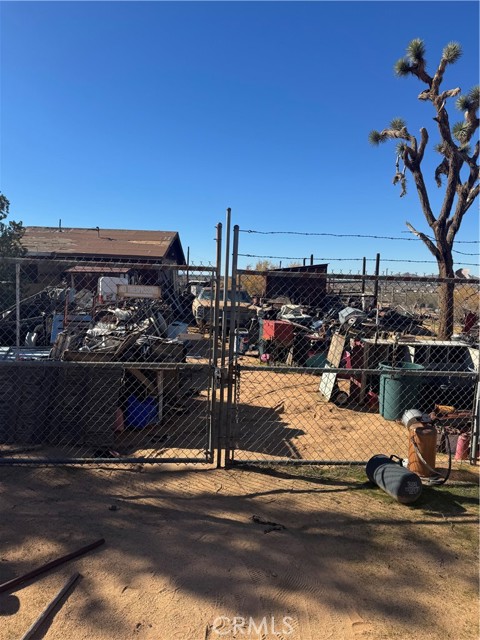 Detail Gallery Image 33 of 49 For 14423 Lynn, Apple Valley,  CA 92307 - 1 Beds | 1 Baths