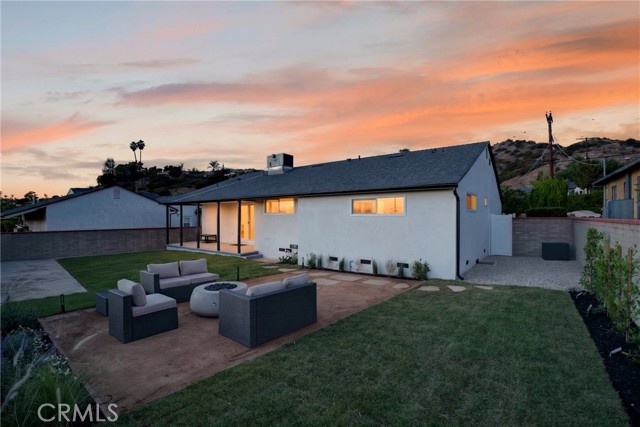 10254 Roscoe Boulevard photo 38