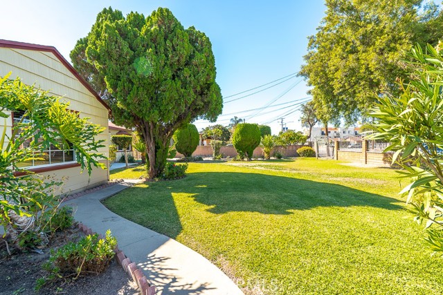 Detail Gallery Image 9 of 56 For 3314 Baldwin Park Bld, Baldwin Park,  CA 91706 - 3 Beds | 2 Baths