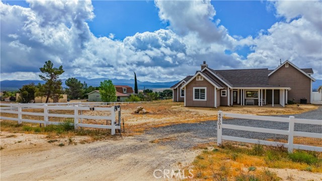 Detail Gallery Image 3 of 57 For 49501 Ironwood, Aguanga,  CA 92536 - 4 Beds | 3 Baths