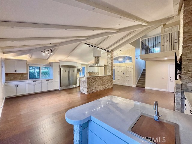 Front Image Thumbnail for CRIG26028576