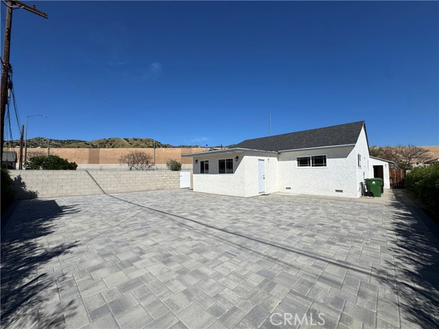 Detail Gallery Image 26 of 26 For 7611 Bloomington Ave, Burbank,  CA 91504 - 3 Beds | 2 Baths