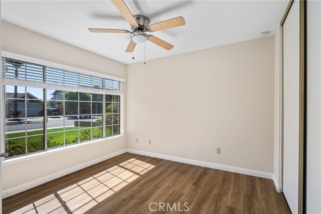 Detail Gallery Image 23 of 44 For 17651 Falkirk Ln, Huntington Beach,  CA 92649 - 4 Beds | 2 Baths