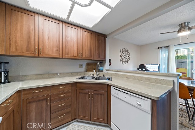 Detail Gallery Image 7 of 18 For 6200 Cape Cod Ln #60,  Yorba Linda,  CA 92887 - 2 Beds | 2/1 Baths