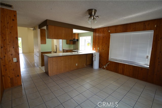 340 Calle Caballeros, Walnut CA: https://media.crmls.org/medias/ffb62d54-9805-4082-baa4-50d94419f613.jpg