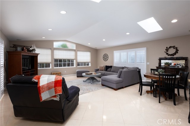 Detail Gallery Image 29 of 69 For 390 Meadowbrook, Santa Maria,  CA 93455 - 5 Beds | 4/1 Baths