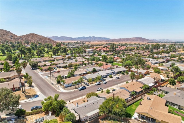 Detail Gallery Image 30 of 35 For 690 Barber Dr, Hemet,  CA 92543 - 2 Beds | 2 Baths