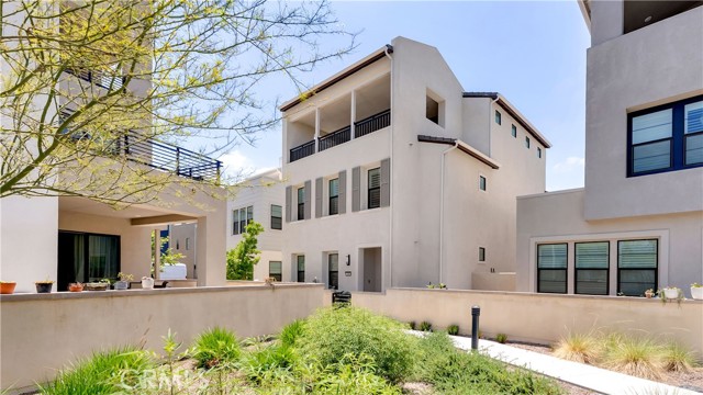 Detail Gallery Image 46 of 70 For 138 Yugen, Irvine,  CA 92618 - 4 Beds | 3/1 Baths