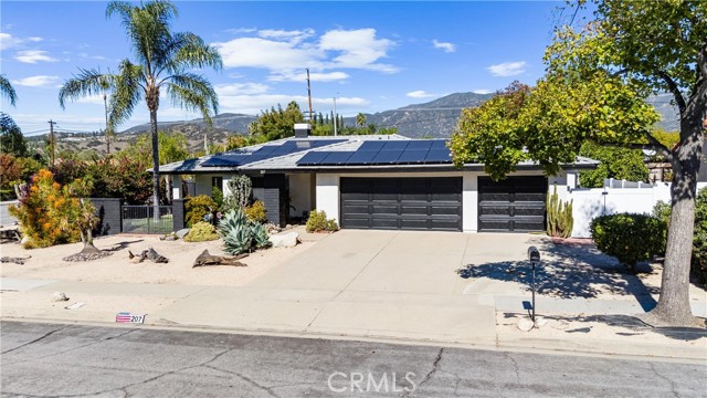 Detail Gallery Image 49 of 64 For 207 E Blue Mountain, Claremont,  CA 91711 - 3 Beds | 2 Baths