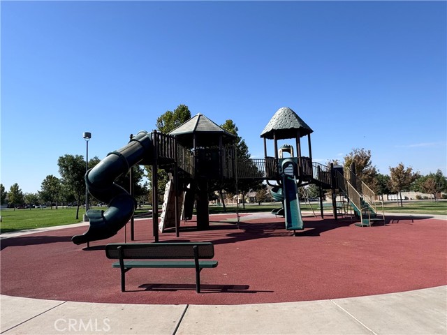 Detail Gallery Image 33 of 45 For 2116 Palio St, Delano,  CA 93215 - 4 Beds | 2/1 Baths