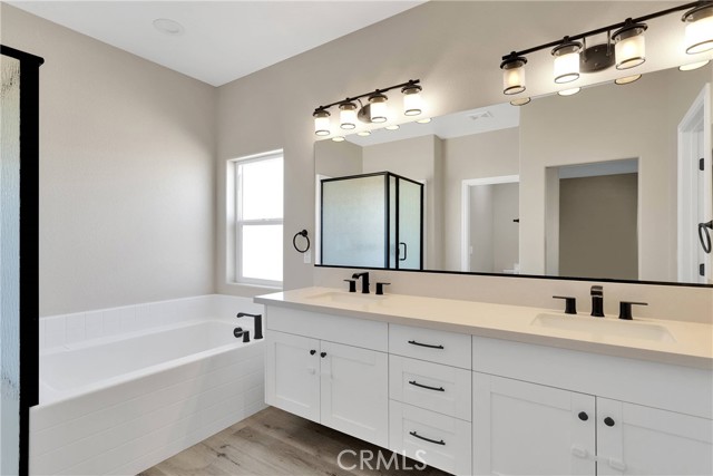 Detail Gallery Image 25 of 47 For 21192 Zuni Rd, Apple Valley,  CA 92307 - 4 Beds | 3/1 Baths