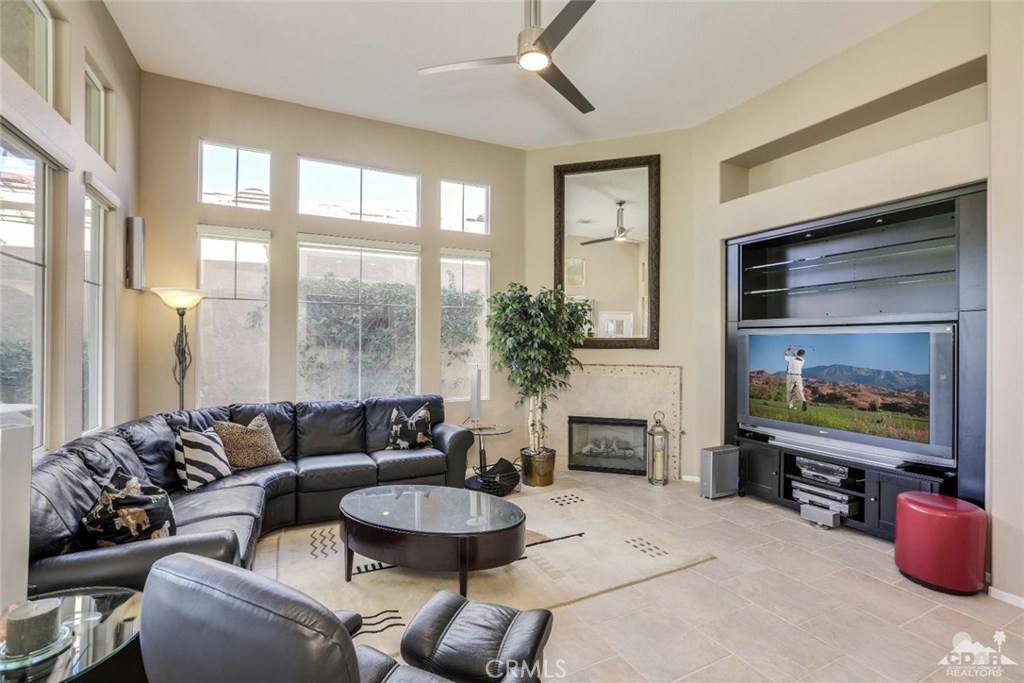 MLS #217002648DA image #6