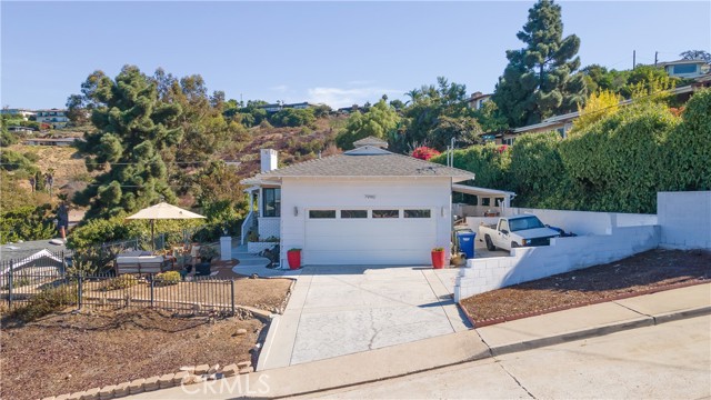 Detail Gallery Image 35 of 49 For 7990 Cinnabar Dr, La Mesa,  CA 91941 - 4 Beds | 3 Baths