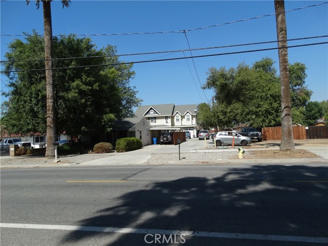 5747 Grand Avenue #2, Riverside, CA, 92504 5747 Grand Avenue #2, Riverside, CA, 92504