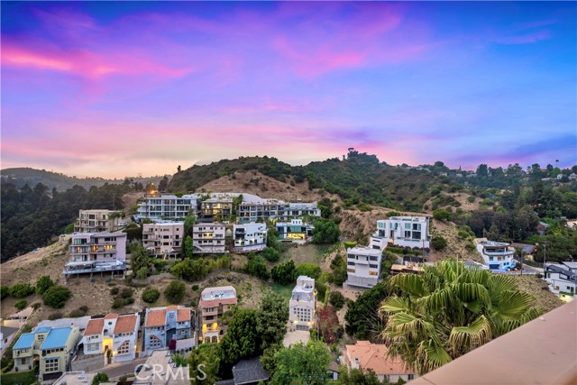 Detail Gallery Image 33 of 34 For 6413 La Punta Dr, Los Angeles,  CA 90068 - 4 Beds | 2/1 Baths