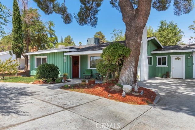 4817 Quartz Hill Rd, Quartz Hill CA: https://media.crmls.org/medias/ffbb4ed1-4c18-4945-adfa-cc717a0a0487.jpg