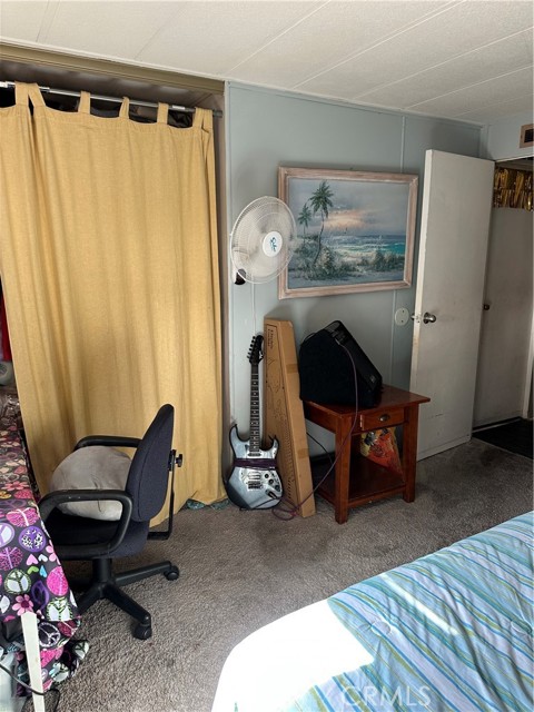 Detail Gallery Image 10 of 18 For 1835 S Manchester Ave #108,  Anaheim,  CA 92802 - 5 Beds | 1/1 Baths