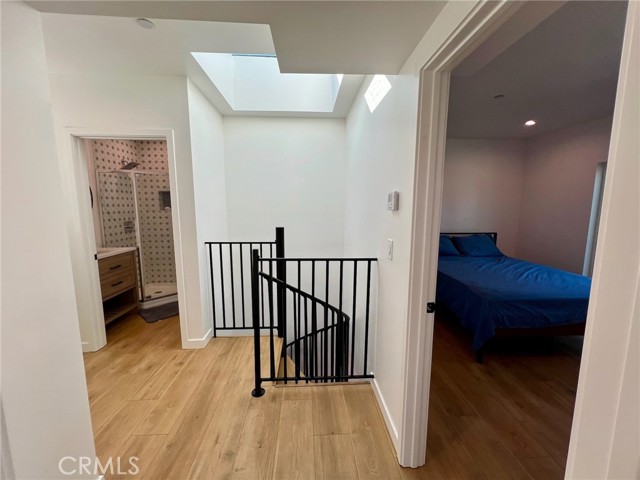 Detail Gallery Image 27 of 45 For 654 Penrith, Los Angeles,  CA 90023 - 6 Beds | 5 Baths