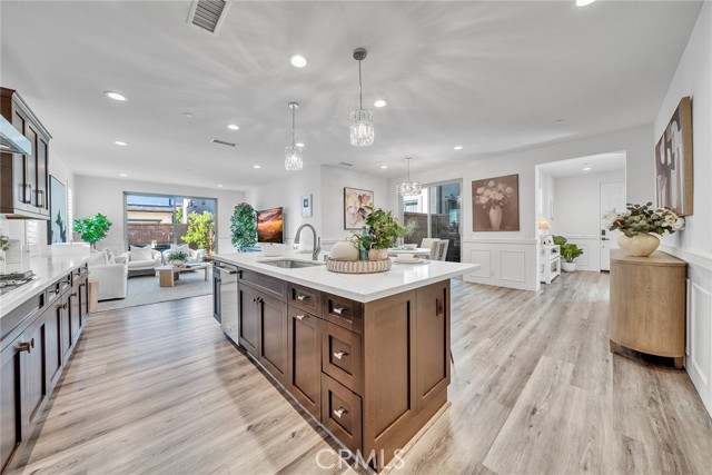 Detail Gallery Image 6 of 36 For 133 Hemisphere, Irvine,  CA 92618 - 4 Beds | 3 Baths