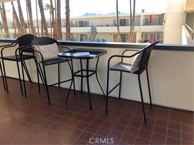 277 E Alejo Rd #204, Palm Springs, CA 92262