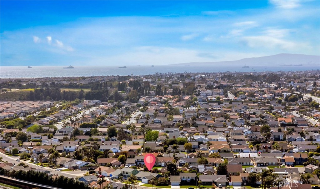 https://media.crmls.org/medias/ffbf2862-c58f-4306-8f76-a22c67b40ae5.jpg?preset=X-Large