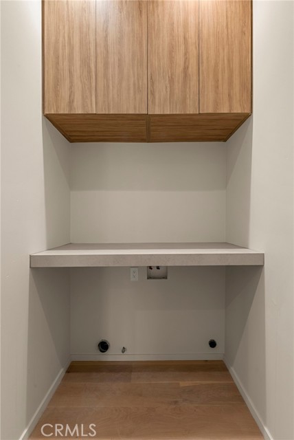 Detail Gallery Image 35 of 58 For 5525 Carpenter Ave, Valley Village,  CA 91607 - 5 Beds | 6/1 Baths