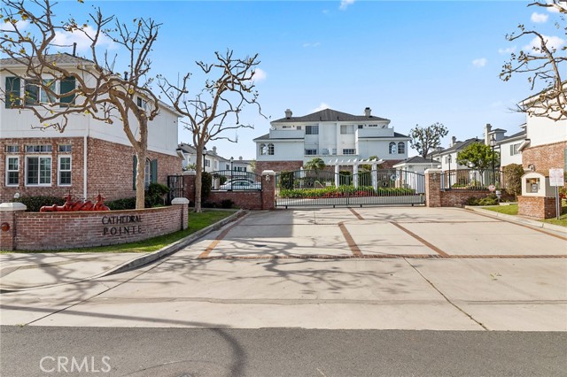 Detail Gallery Image 26 of 26 For 18739 Chapel Ln, Huntington Beach,  CA 92646 - 3 Beds | 2/1 Baths