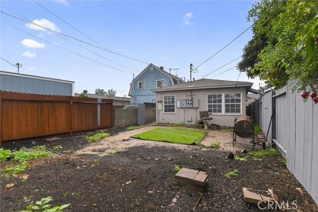 Detail Gallery Image 12 of 15 For 253 E Louise, Long Beach,  CA 90805 - – Beds | – Baths