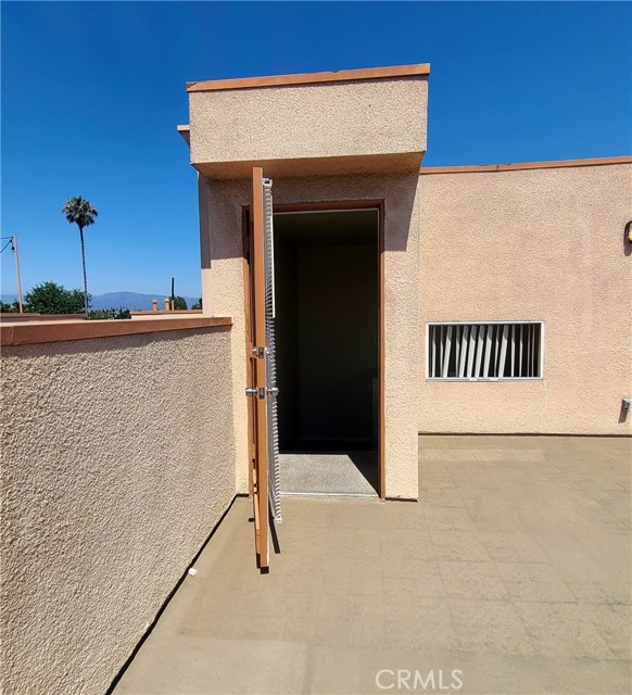 Detail Gallery Image 17 of 26 For 5060 Kester Ave #211,  Sherman Oaks,  CA 91403 - 2 Beds | 2 Baths