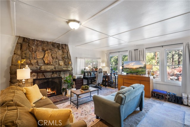 Detail Gallery Image 18 of 37 For 1461 Betty Street, Wrightwood,  CA 92397 - 2 Beds | 1 Baths