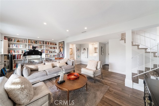 Image 28 of 70 For 24811 Spadra