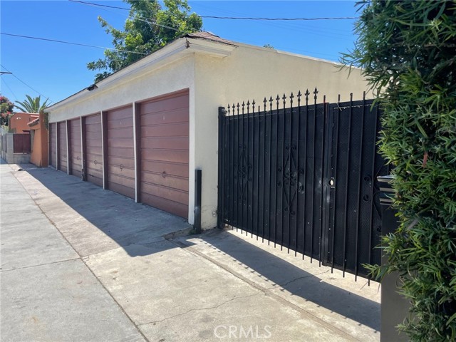 Image 3 for 2018 W 39th St, Los Angeles, CA 90008