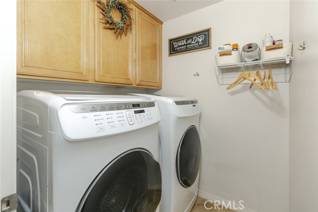 Detail Gallery Image 33 of 39 For 2727 Night Jasmine Dr, Simi Valley,  CA 93065 - 3 Beds | 2/1 Baths