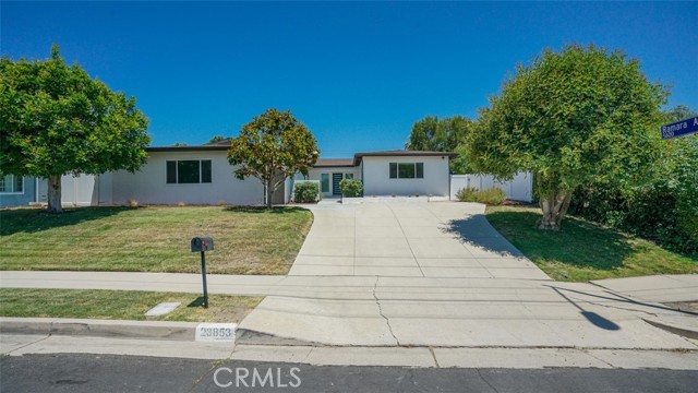 23853 Hatteras Street, Woodland Hills CA: https://media.crmls.org/medias/ffc11731-8100-4048-96a4-fa3c10571151.jpg