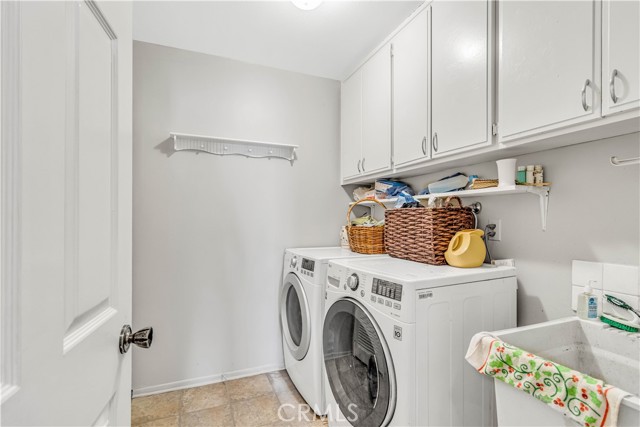 Detail Gallery Image 12 of 25 For 25572 Saltwater Dr, Dana Point,  CA 92629 - 4 Beds | 2/1 Baths