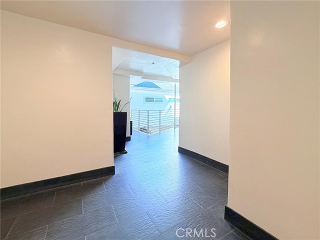 Detail Gallery Image 27 of 50 For 1129 Larrabee St #10,  West Hollywood,  CA 90069 - 2 Beds | 2 Baths