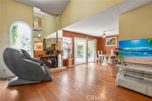Detail Gallery Image 50 of 58 For 19455 Eagle Ridge Ln, Porter Ranch,  CA 91326 - 2 Beds | 3 Baths
