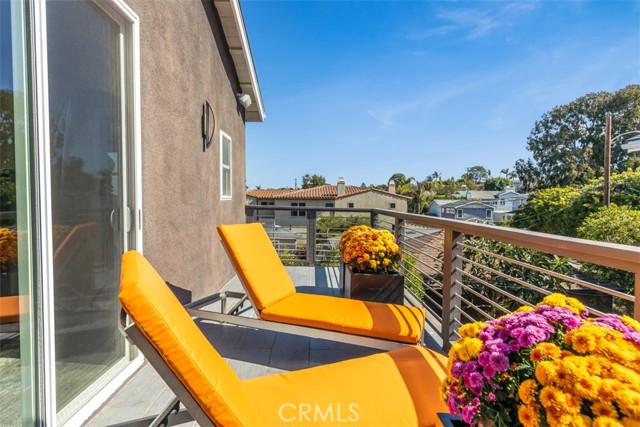 732 36th Street, Manhattan Beach, California 90266, 4 Bedrooms Bedrooms, ,3 BathroomsBathrooms,Residential,Sold,36th,SB21235456