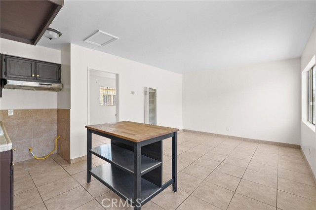 Detail Gallery Image 30 of 36 For 6133 Orchard Ave, Huntington Park,  CA 90255 - 4 Beds | 3 Baths