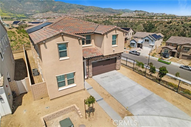 Detail Gallery Image 2 of 40 For 21201 Wildflower Way, Chatsworth,  CA 91311 - 5 Beds | 5 Baths