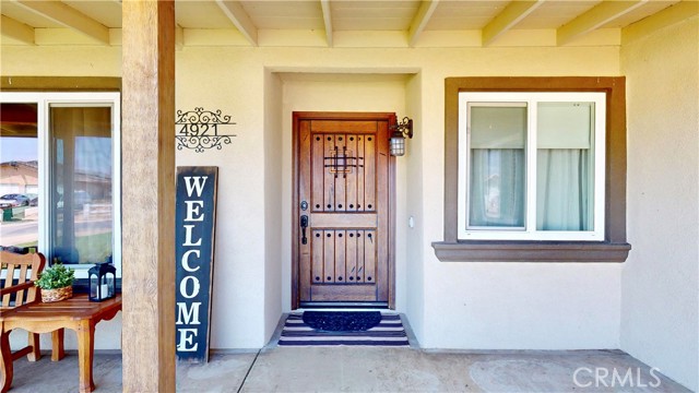 Detail Gallery Image 4 of 55 For 4921 Bluff St, Norco,  CA 92860 - 3 Beds | 2 Baths