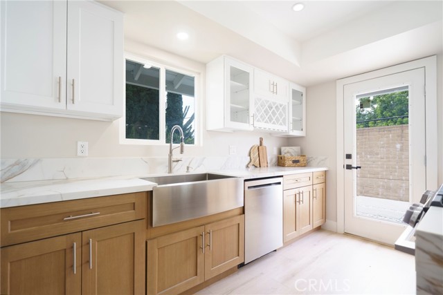 Detail Gallery Image 3 of 43 For 4809 E Wasatch, Anaheim,  CA 92807 - 4 Beds | 2 Baths