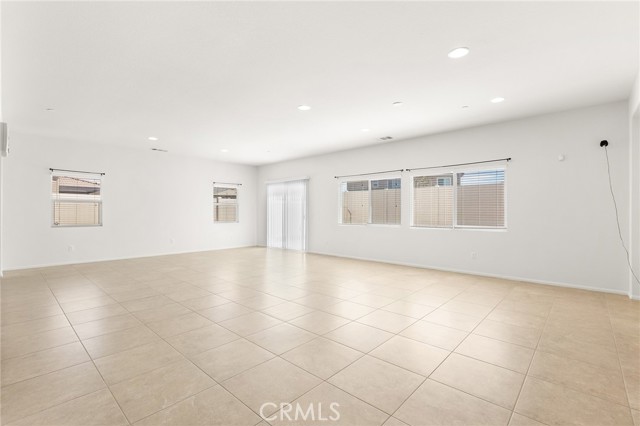 Detail Gallery Image 15 of 32 For 34852 Silversprings, Murrieta,  CA 92563 - 4 Beds | 3/1 Baths