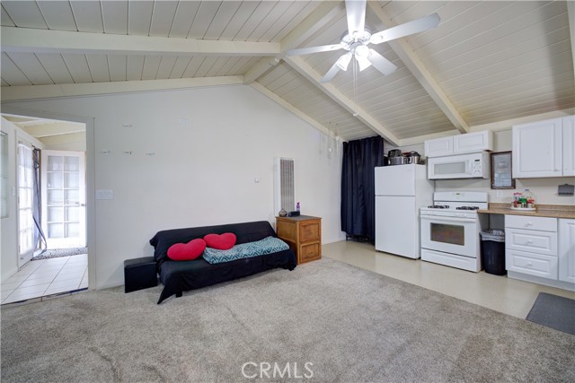 913 Armstrong Avenue, Santa Maria CA: https://media.crmls.org/medias/ffc59f10-ac92-4be8-a8cd-b4761c77fce9.jpg
